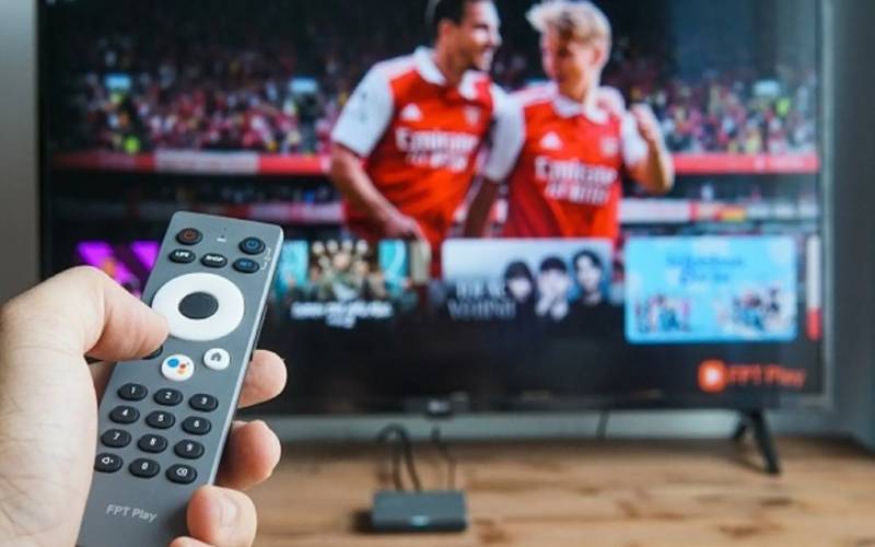 Hướng Dẫn Cách Xem Ngoại Hạng Anh Trên TV Thường Qua FPT Play Box